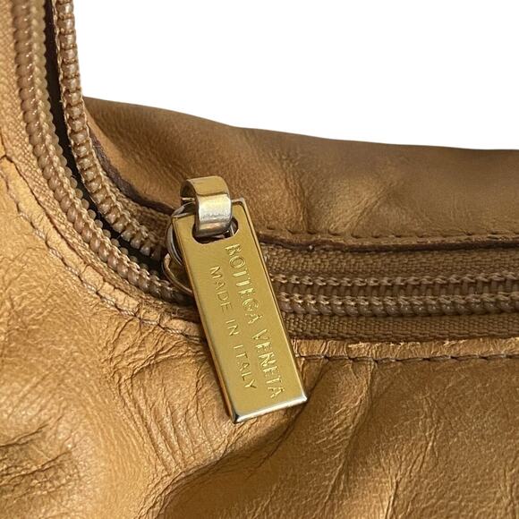 Bottega Veneta Intrecciato Beige/Brown Leather Crossbody – Rare Medium - Picture 3 of 11